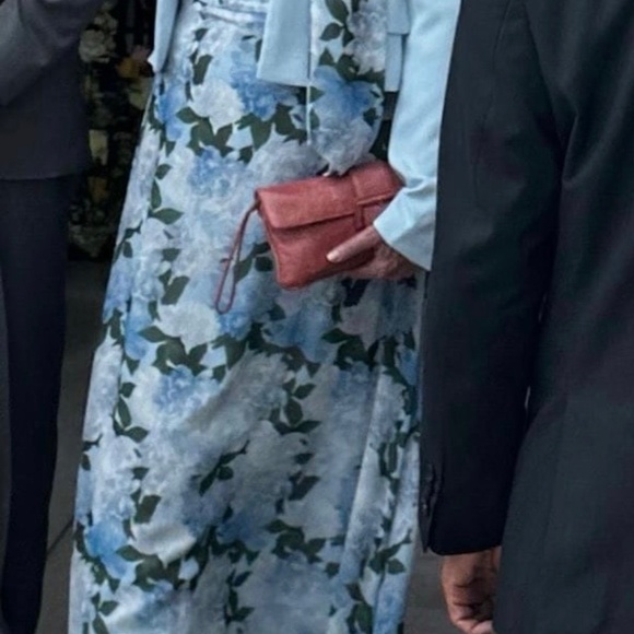 Sachin & Babi Kayla floral print chiffon gown Glacial Peonies - Picture 4 of 11